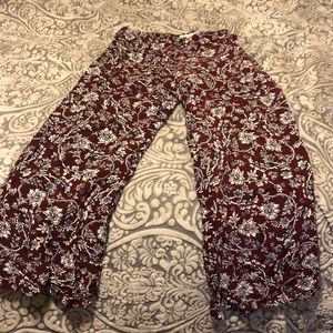 Loose pants great for summer or by the beach ☀️